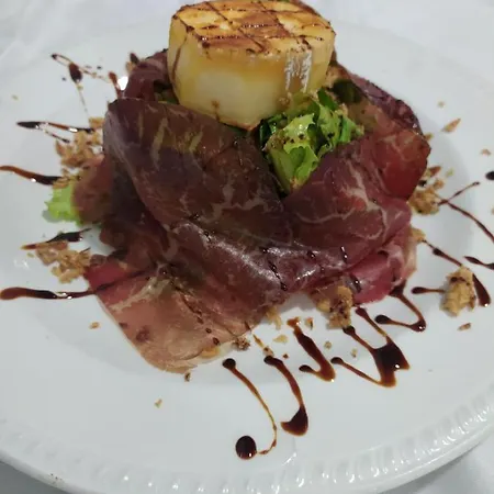 Restaurante La Pinta Guest house Ampuero